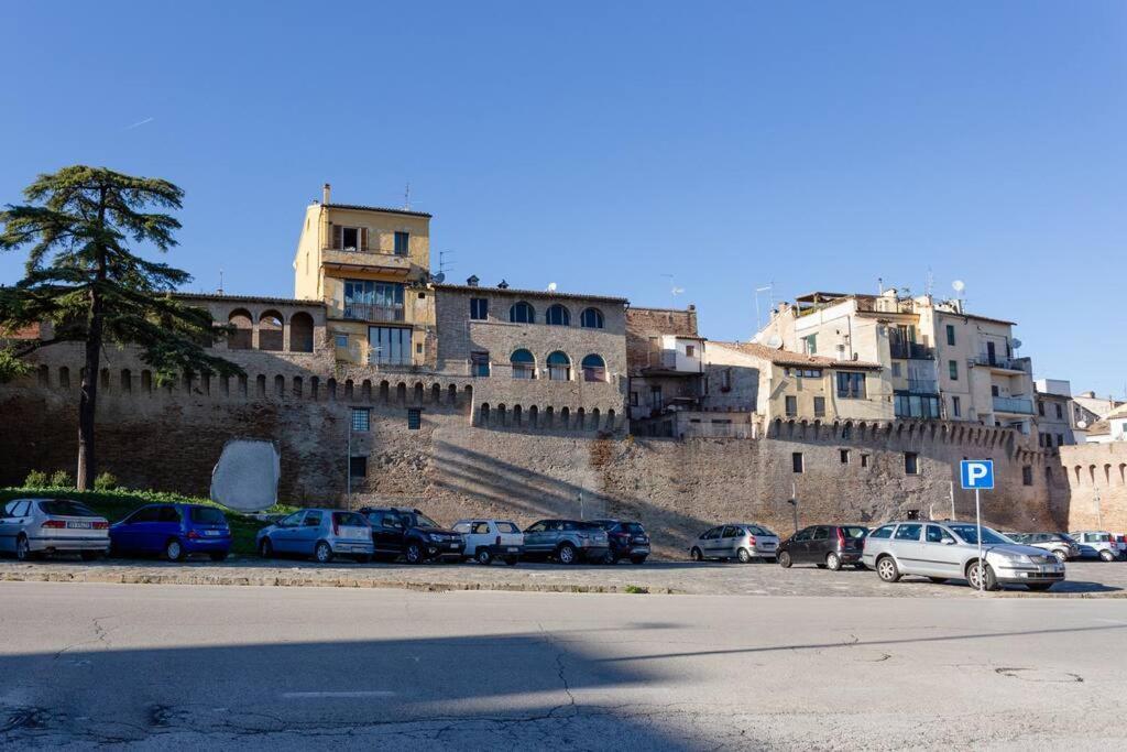 Appartamento Casa Dei Quadri Monolocale Jesi Esterno foto